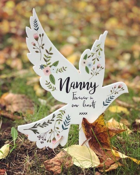 Image of personalised remembrance dove