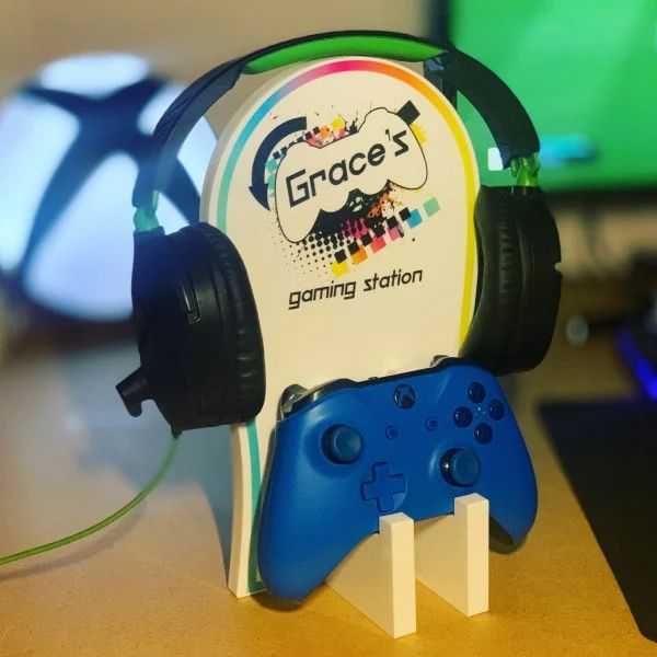 Personalised Gaming Station - Colourful Controller 0