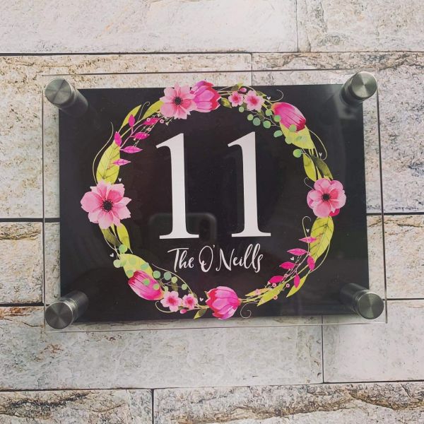 Personalised Wreath House Plaque
